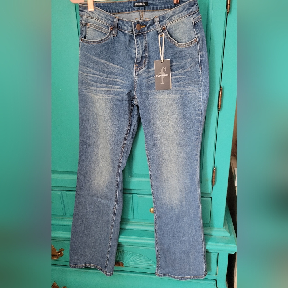 Classic Blue Boot Cut Jeans by Flamingals